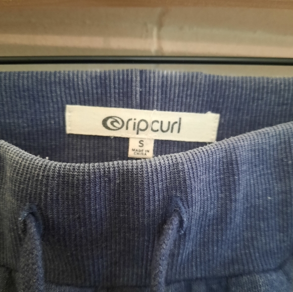 Rip Curl grey distressed joggers with multi color side stripe. - Picture 4 of 5